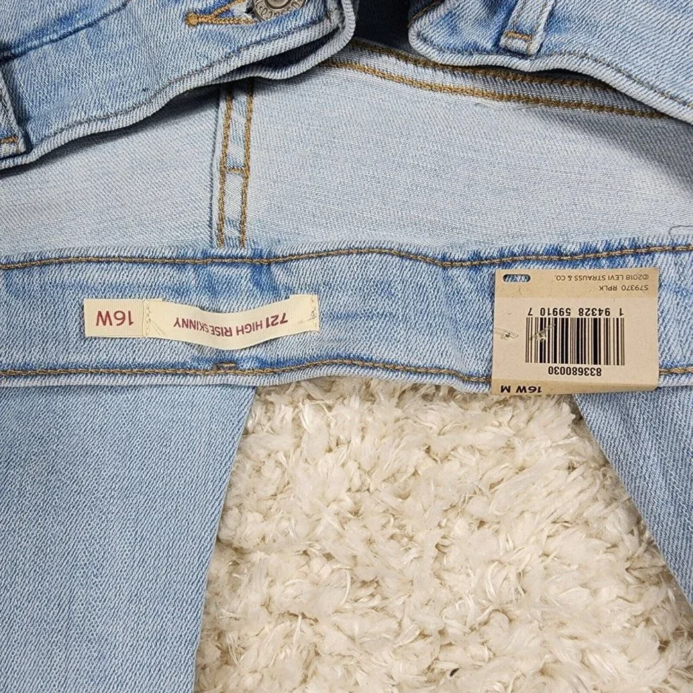 Levis Skinny Jeans Womens 16 W Blue Sculpt 721 Hypersoft Stretch Distressed Pant